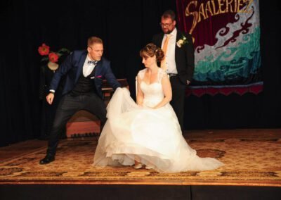 Henry Oz wedding magician Orcas Island entertainment